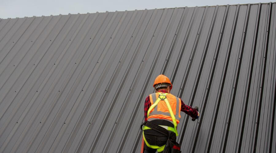 Roofer in Jelm, WY
